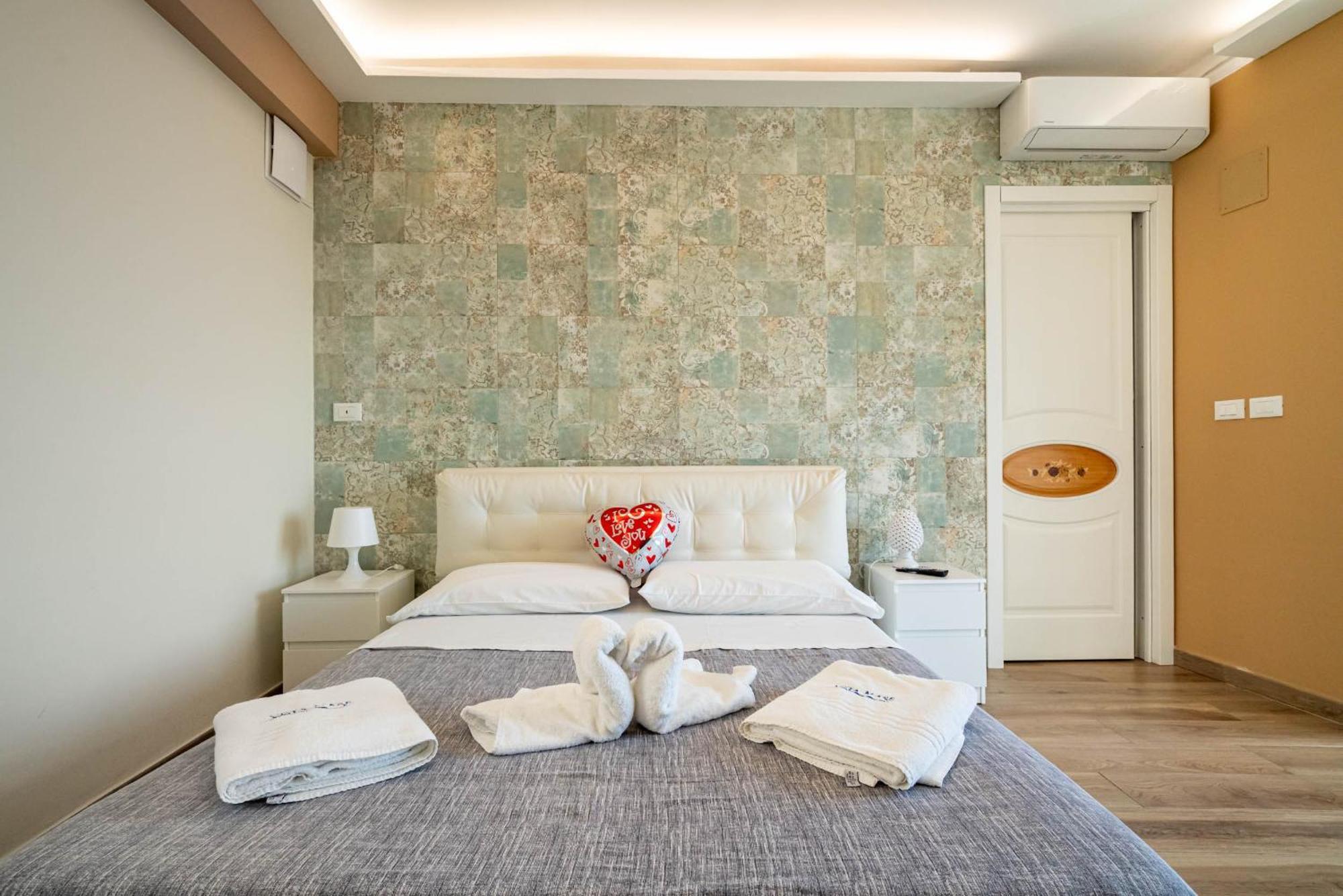 Vista Mare Apartments 贾迪尼-纳克索斯 客房 照片